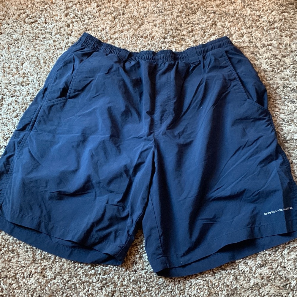 Columbia Omni shade shorts M